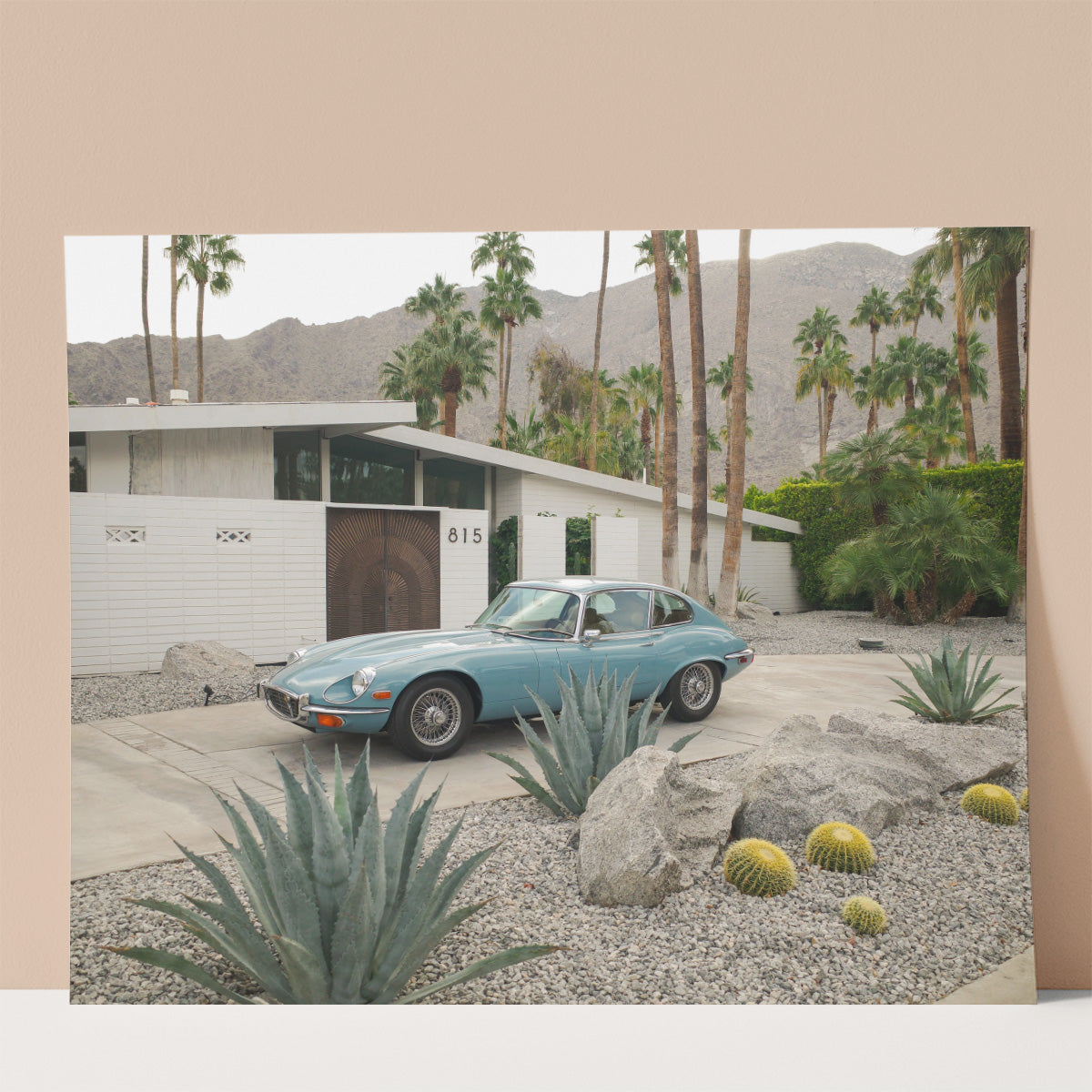 Vintage Car in Palm Springs Wall print